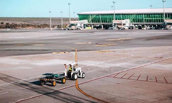 runway cleaning(1)